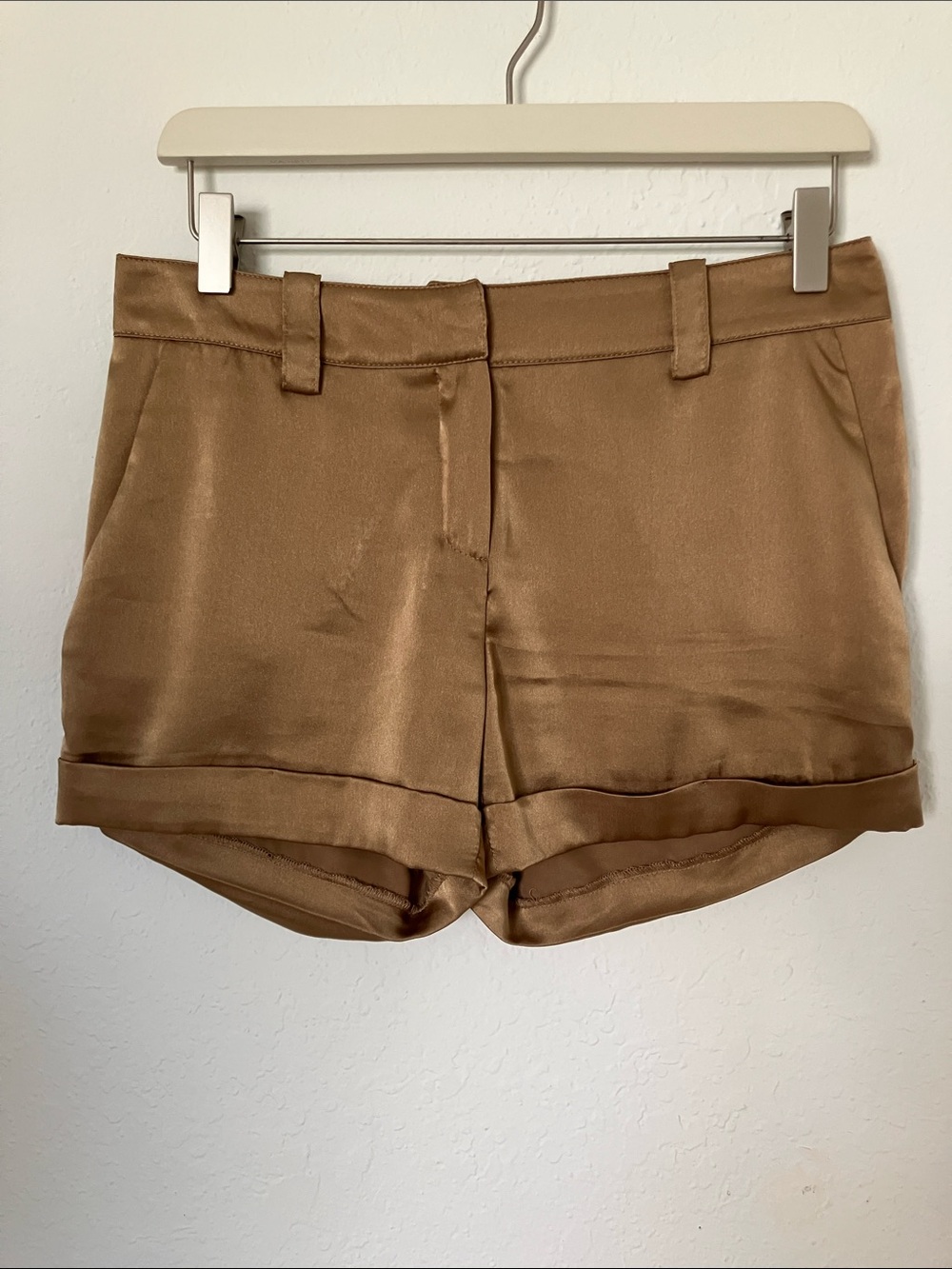 DANIELE ALESSANDRINI Silk Brown cuffed shorts. Sz 40It/US S/4. Made in Italy